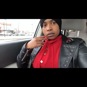 Meet your Posher, Omega